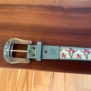 Women’s Ariat Floral Skull Belt with Silver Skull Buckle
